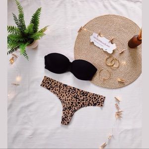 🏷 SOLD Victoria Secret Strapless Push-up Bra